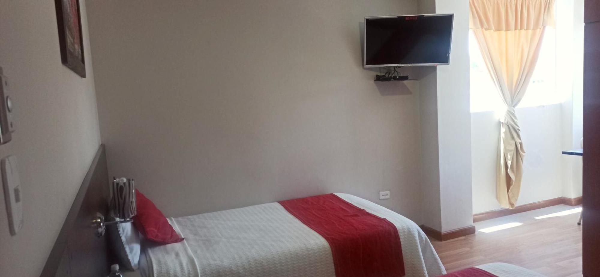 Hotel Versailles Ambato Eksteriør billede