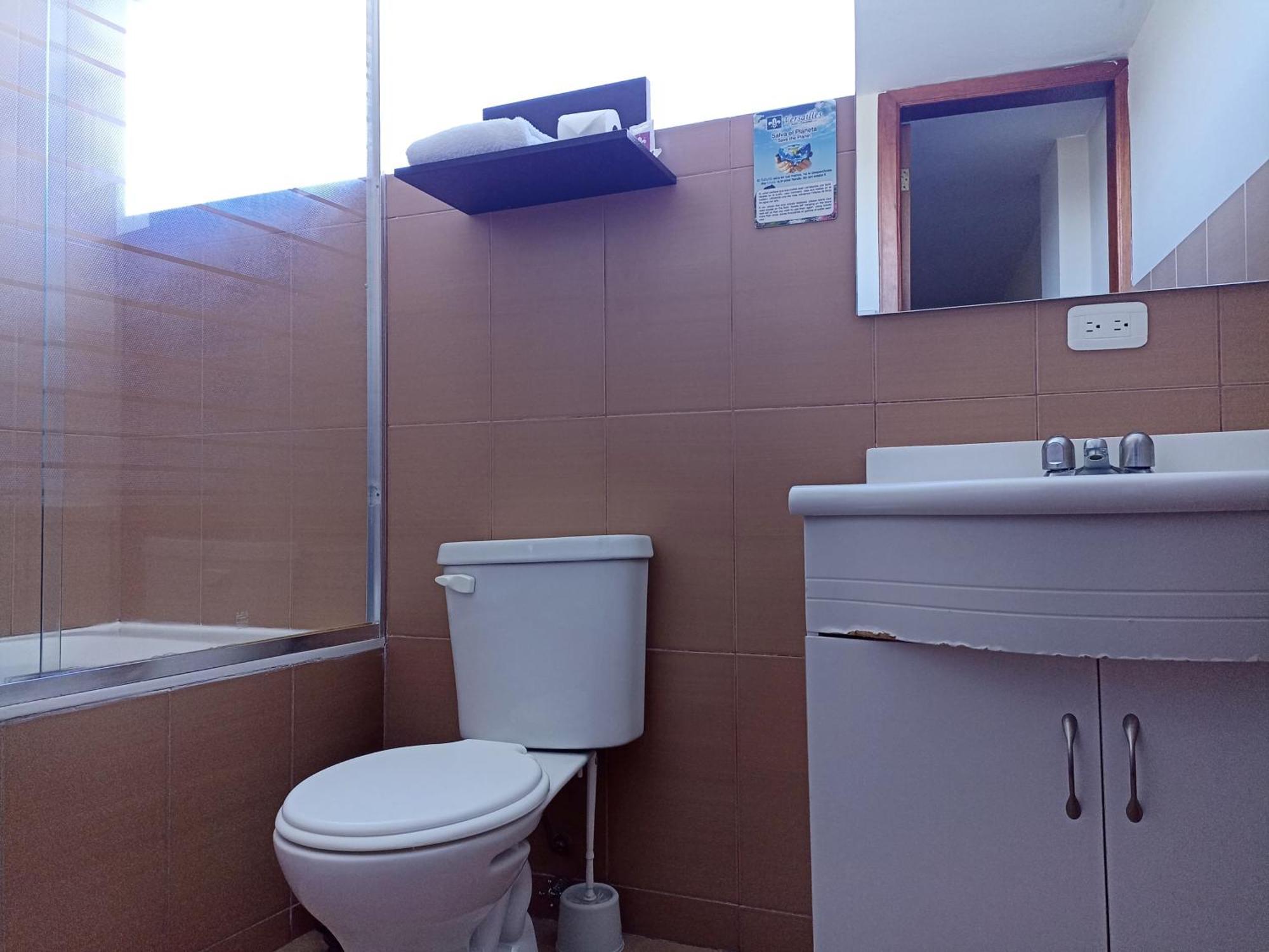 Hotel Versailles Ambato Eksteriør billede