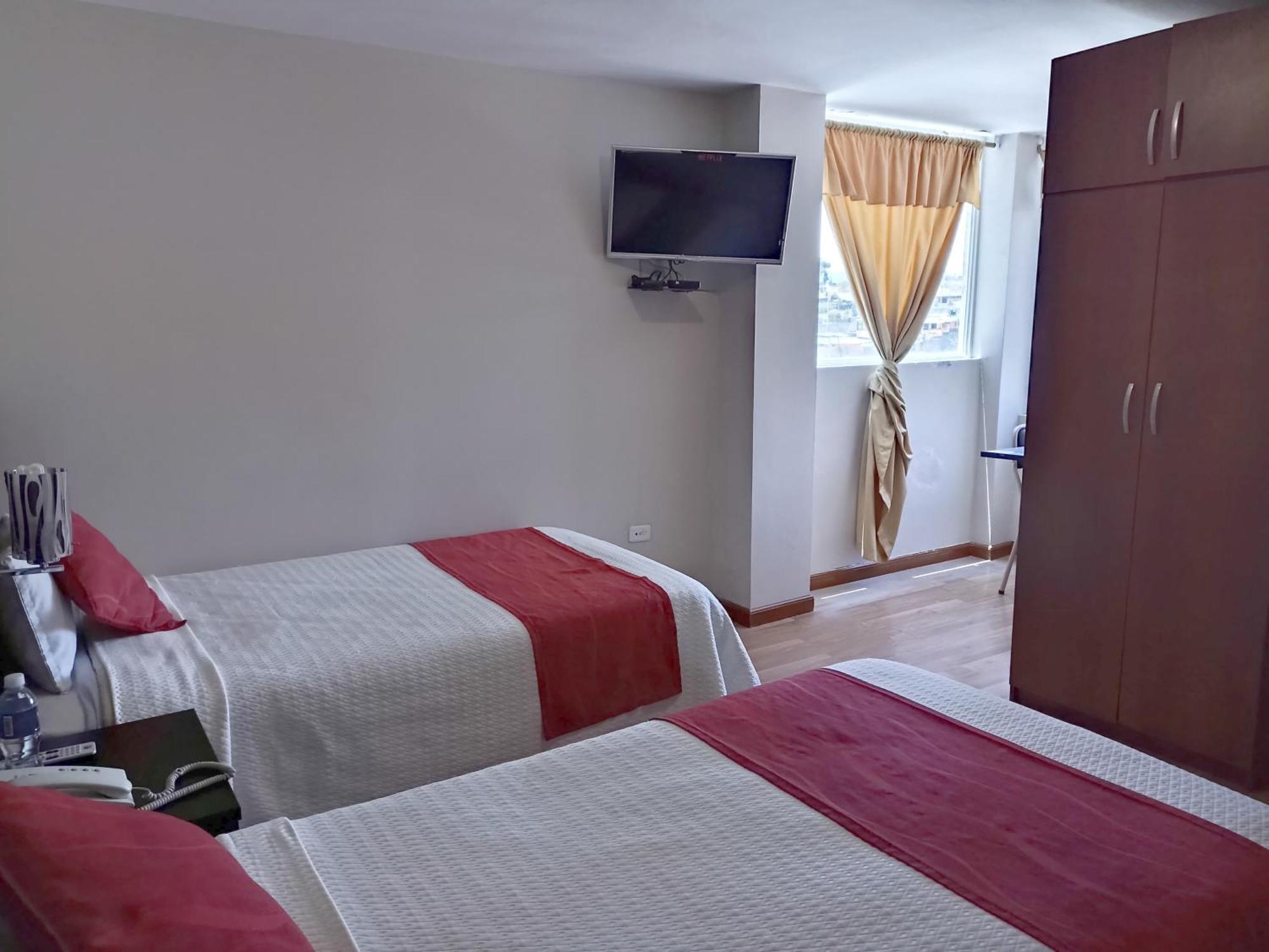 Hotel Versailles Ambato Eksteriør billede