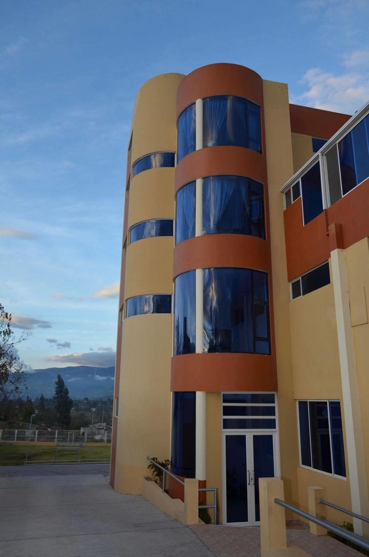 Hotel Versailles Ambato Eksteriør billede