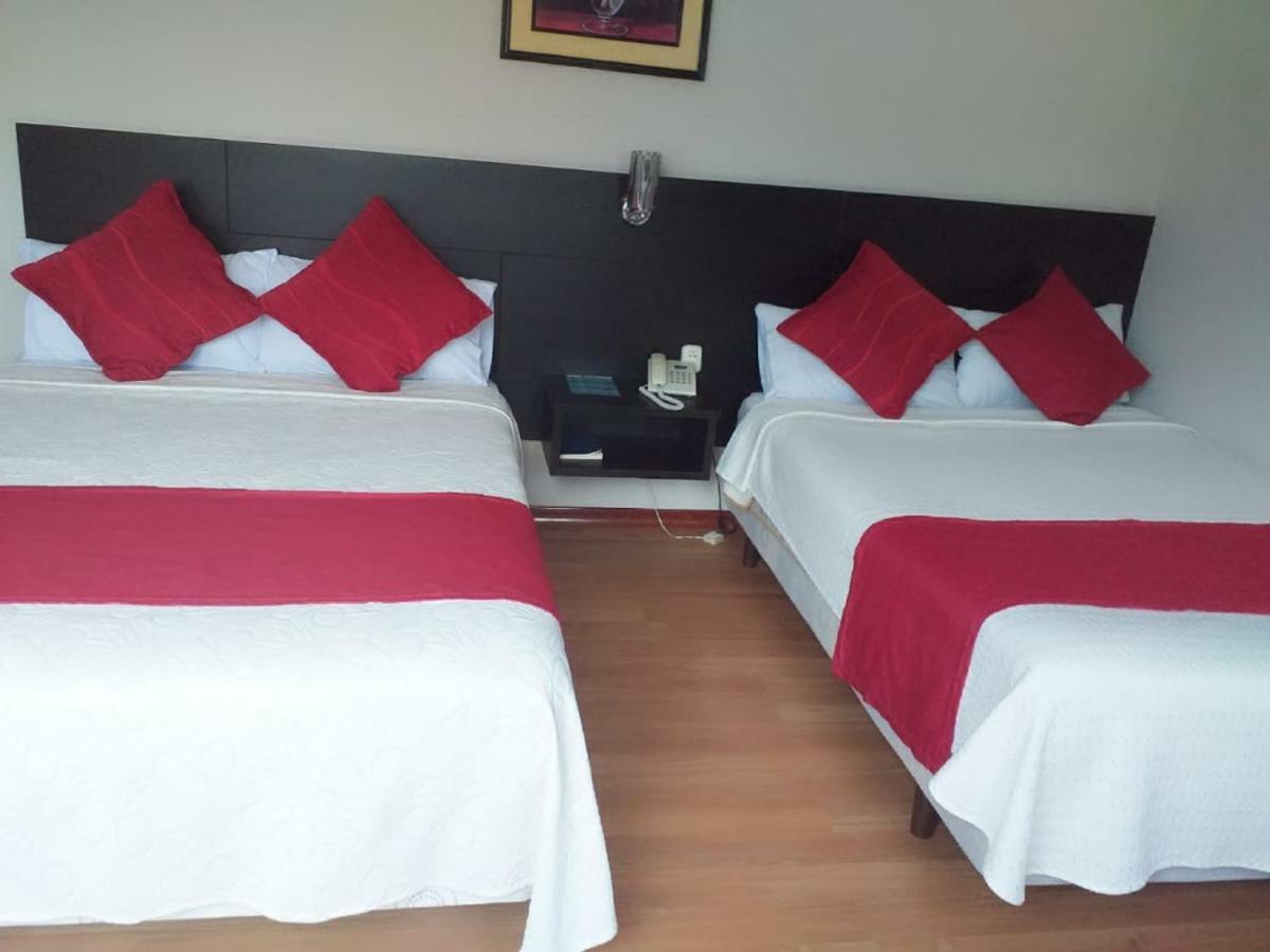 Hotel Versailles Ambato Eksteriør billede